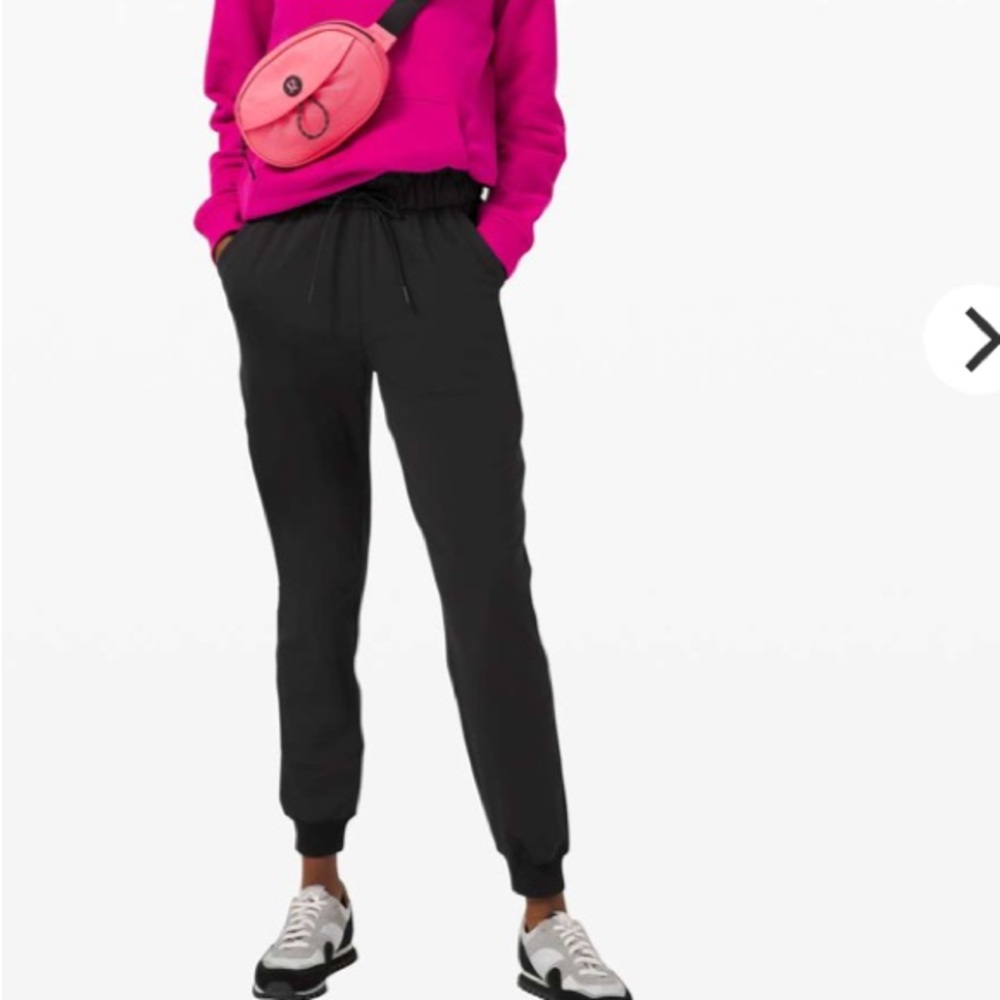 Lululemon Keep Moving Jogger